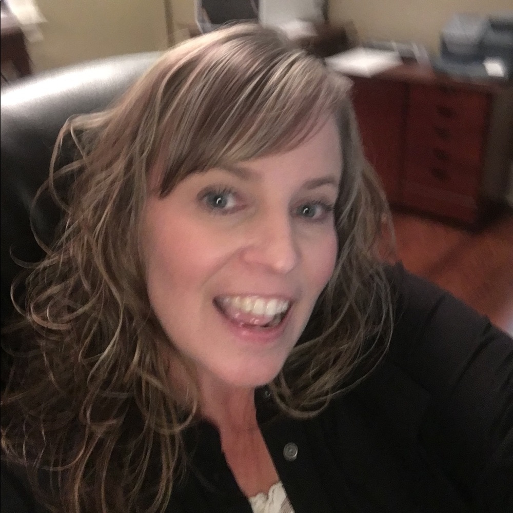 Meet your Posher, Jacqueline